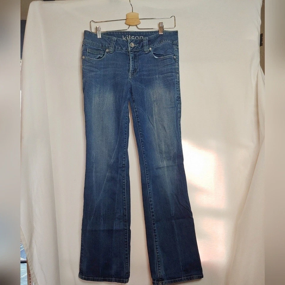 Джинсы Kitson Bootcut Y2K расклешенные с низкой талией средняя стирка хлопок спандекс размер 29 - Изображение 2 из 4