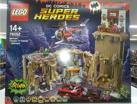 LEGO 76052 Batman Classic TV Series Batcave Super Heroes Retired Rare New Sealed