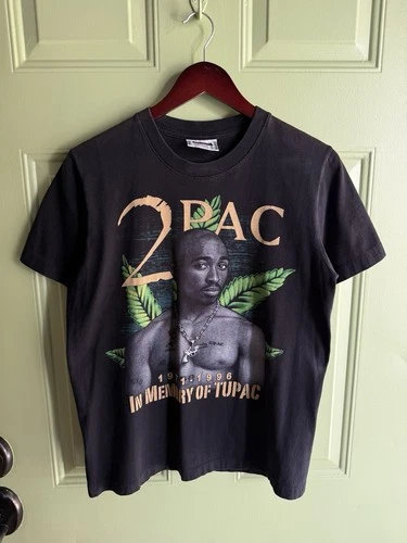 Single Stitch Weed Tupac 2pac Shirt The Roxx M Rap T 1990s vintage concert t-shirt, vintage, single stitch, B+ condition