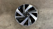 1x Genuine Toyota Aygo X  18” Diamond Cut Alloy Wheel Rim 5Jx18 CMS1211-2