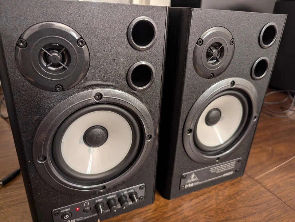 Behringer MS40 Powered Studio Monitors pair Speakers 40 Watt Stereo Near Field - Image 3 of 4