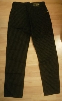 Eine gebrauchte schwarz Karierte Gianfranco Ferre Jeans in der Größe 33 47