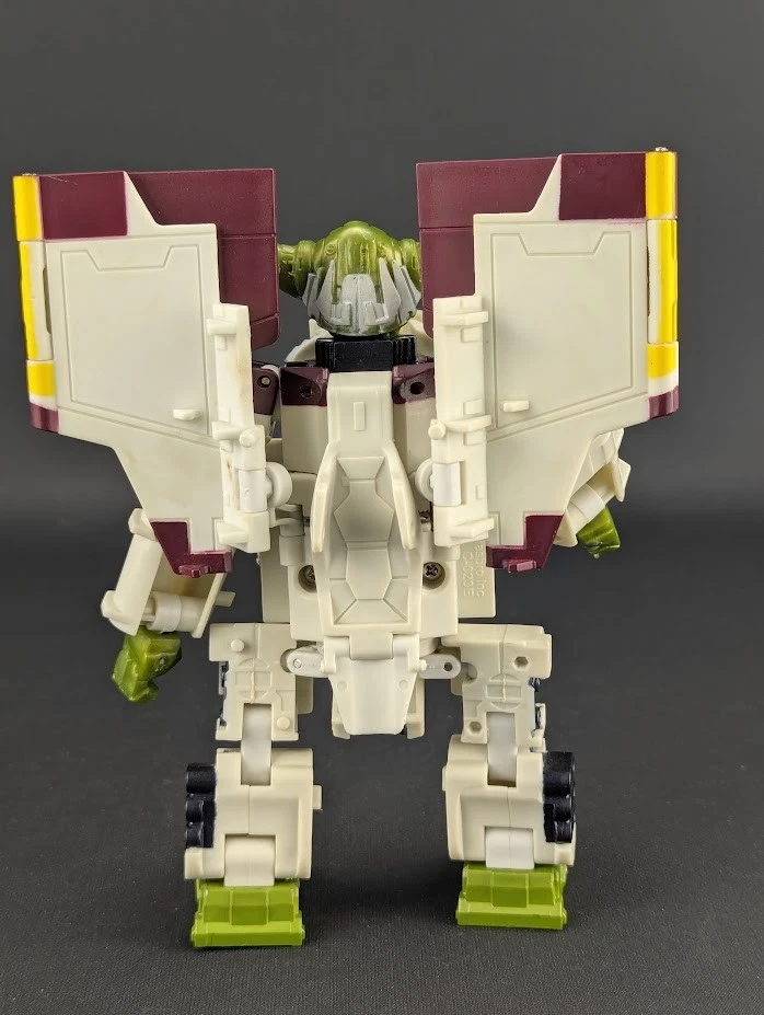 Star Wars Transformers Crossover Yoda complete Hasbro Republic Attack Shuttle - Image 3 of 4
