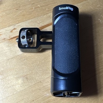 1 x Small Rig Smallrig Nr. 2772 leichte Seitengröße Handle für Smartphone Cage