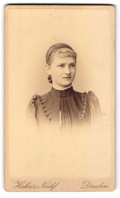 Fotografie Hahn´s Nachf., Dresden, Waisenhaus-Strasse 30, Porträt einer jungen  
