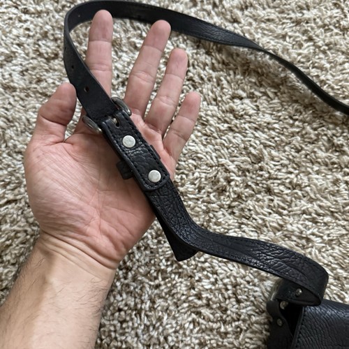 Borsa a tracolla VIN BAKER Saddle Pebble Leather nera a tracolla Made in USA - Foto 3 di 15