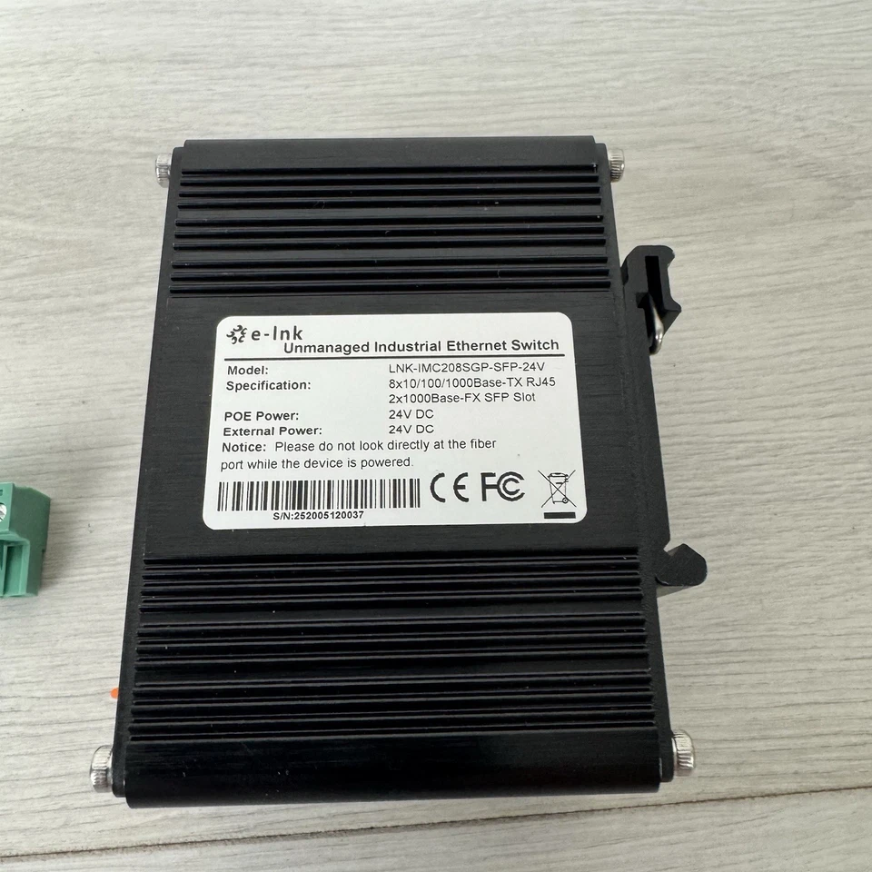 Industrial Passive 24V 8 Ports PoE Switch with 2 SFP Slot, 10/100/1000Mbps Gi... - Image 3 of 4