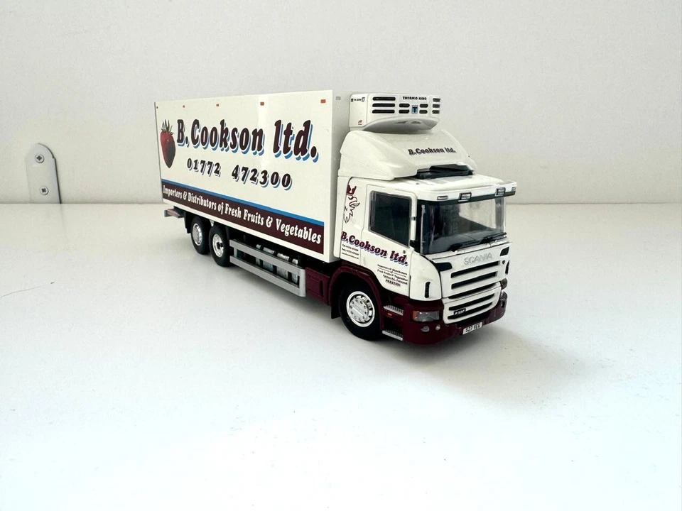 Tekno truck models, Scania P Dagcabine Reefer Rigid Truck , COOKSON B. - Image 2 of 4