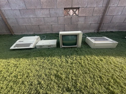 Apple IIe Computer + Accessories