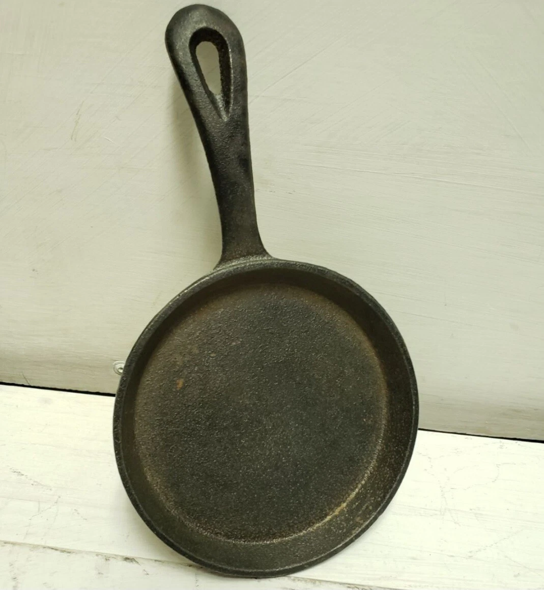 Cast Iron Skillet decorative small size home kitchen decor