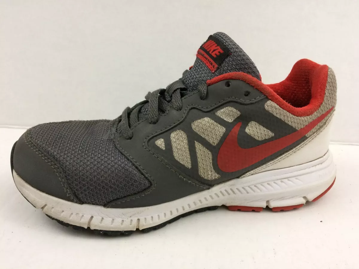 Baskets Nike Downshifter 6 gar ons 2 jeunes chaussures de course de sport gris r