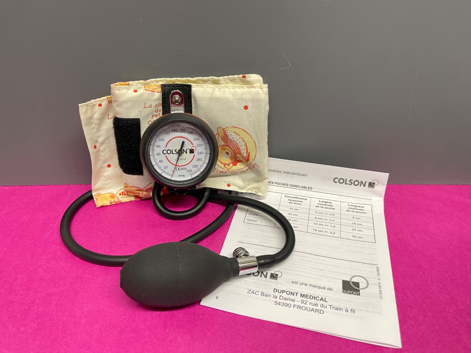 Tensiomètre mécanique COLSON AZEA manobrassard enfant pour des mesures sans stress
