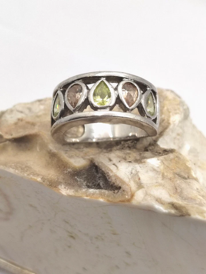 Damen Ring aus Silber 925  Wunderschön  mit Edelsteine  gr.59 - Bild 3 von 4