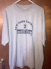 Majestic Men s XL Gray T-shirt New York Yankees Derek Jeter MLB baseball