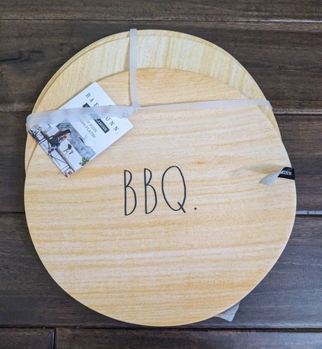 Rae Dunn BBQ Set Of 4 Melamine 10.5" Dinner Plates Wood Grain Textured Summer - 第 1/6 張圖片