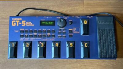 Boss Multi Effects GT-5 Guitar Effect Processor Pedal Main body Very Good