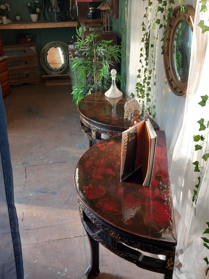 Vintage Pair x2 Decorative Lacquered Oriental Chinese Hall Console Side