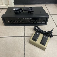 Behringer Ultrabass BXD3000H 300W 2-Ch Bass Amplifier Head with Footswitch