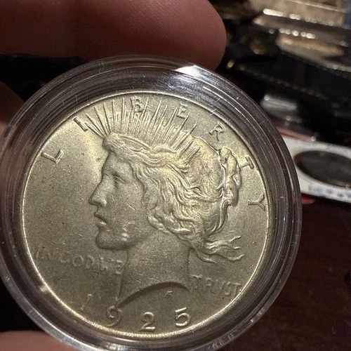 1925 BU UNCIRCULATED SILVER PEACE DOLLAR AUTHENTIC U.S. MINT Looks High Grade!!