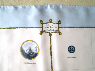 Foulard En Soie TRUZZI, Motif Boutons De Collections, 86x86 Cm - Occasion Vintage