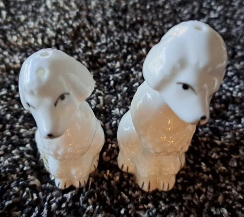 Vintage Poodles Salt & Pepper Shakers - circa 1960s, Bone China, 3" x 2" x 1.35" - Picture 6 of 7