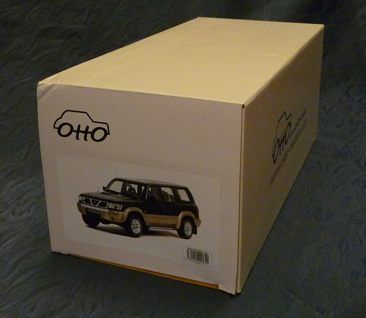 Miniature Ottomobile 1/18 – Nissan Patrol GR Y61, Vert Métal/argent, OT433, Occasion