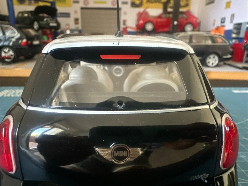 1:18 Norev Mini Cooper S - Immagine 4 di 4