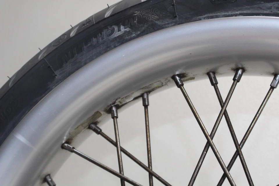 07-10 HARLEY-DAVIDSON V-ROD VRSCAW ARO DA RODA DIANTEIRA (RETO) - Imagem 3 de 4