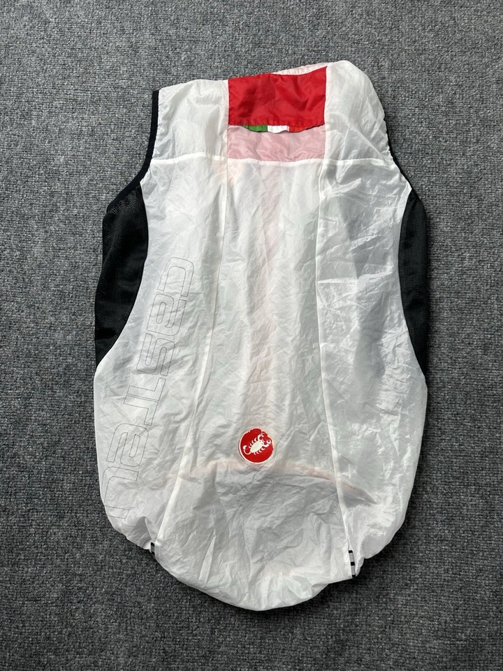 Chaleco de malla rojo blanco sin mangas a prueba de viento Castelli de ciclismo para hombre, talla L Foto 2 de 4