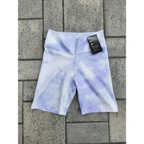 Nike One Women's Training Shorts DA0841 Dri-Fit 7-Inch Mid Rise Bike Shorts