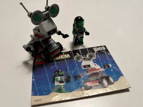 Mini Robot 1993 LEGO Set No. 1969 Space Police 2 Complete w/ Manual Cool!!