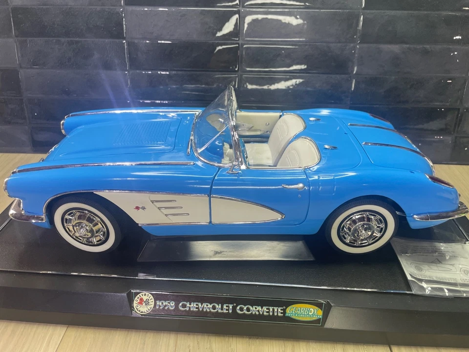 [Gearbox Collectibles] 1958 Chevrolet Corvette Diecast,[1/12 Scale=15" LENGTH] - Image 2 of 4
