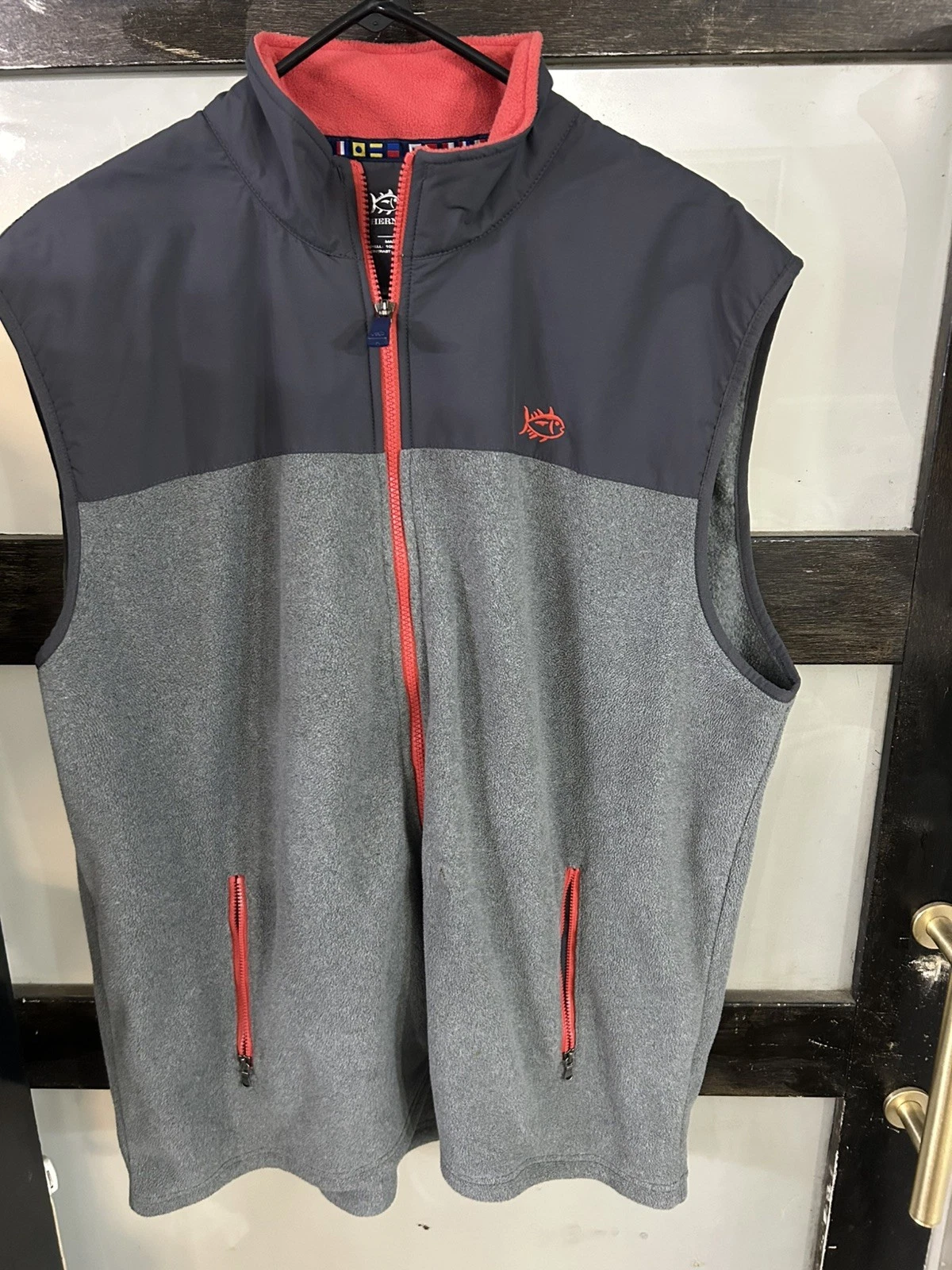Southern Tide Vest Mens XXL Gray Fleece Pockets Full Zip Jacket Casual
Opens in a new window or tab