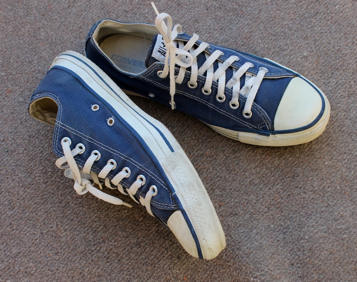 Vintage CONVERSE All Star USA MADE Blue Low Top shoes Vintage CONVERSE All Star USA MADE Blue Low Top shoes