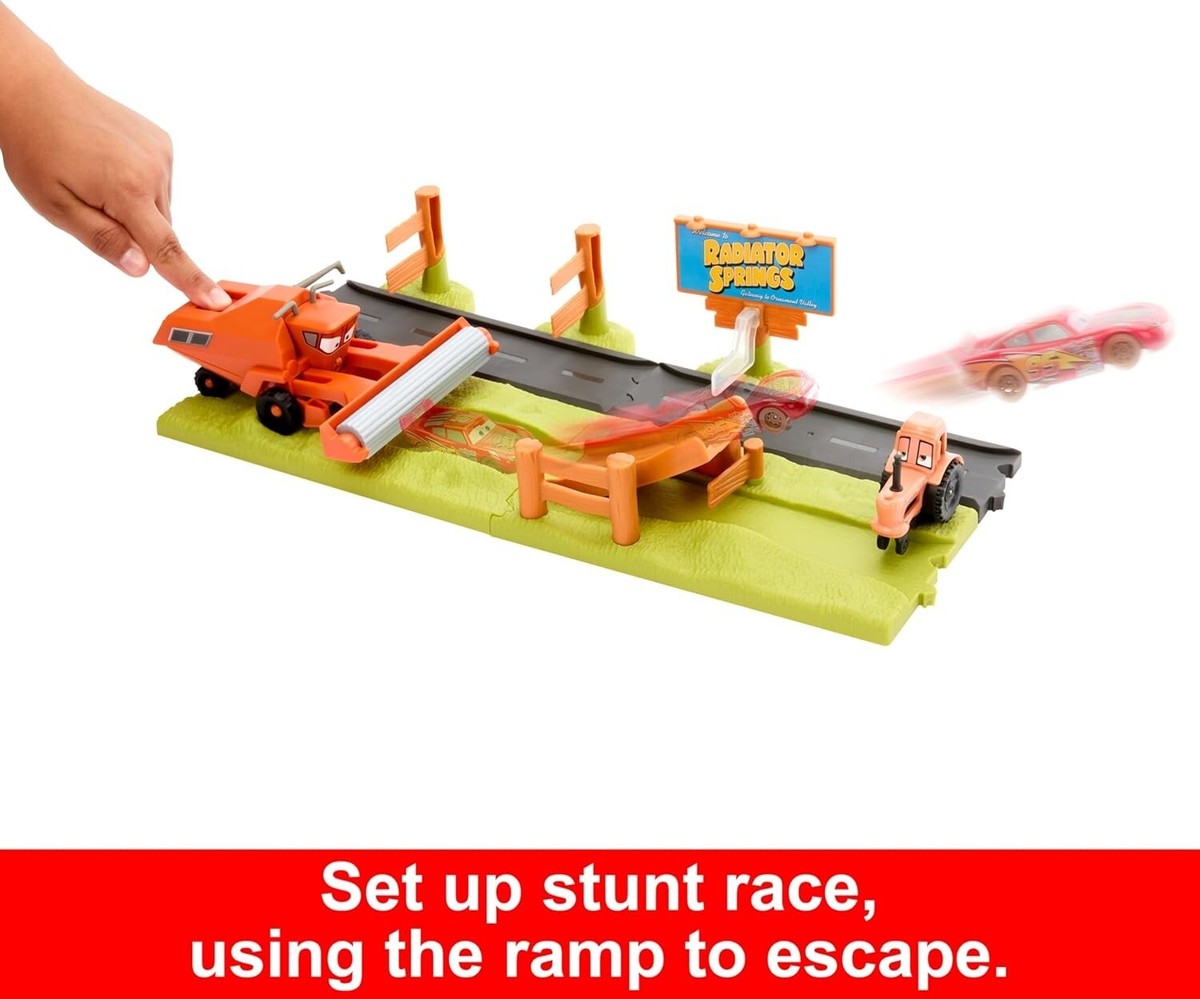 カーズ マテル FRANK ESCAPE & STUNT プレイセット ミニカー Amazon | カーズ 2024 マテル 1:55 キャラクターカー フランク
