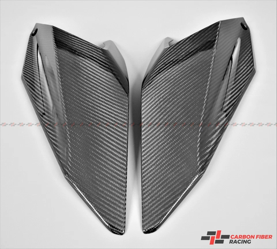 Paneles laterales superiores KTM 1290 Super Duke R 2017-2019 - 100 % fibra de carbono Foto 2 de 3