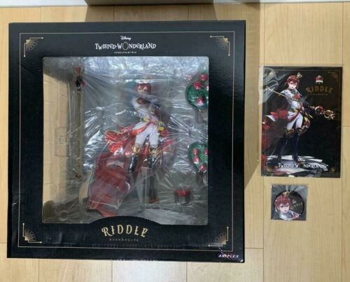 Disney Twisted Wonderland Riddle 1/8 Figure JAPAN Exclusive W/ Badge & Postcard - Picture 1 of 6