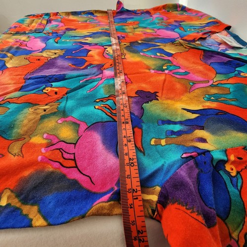 VTG Unisex Scrub Top Colorful Wild Horses Print Size S Cotton Vibrant Medical - Picture 9 of 10
