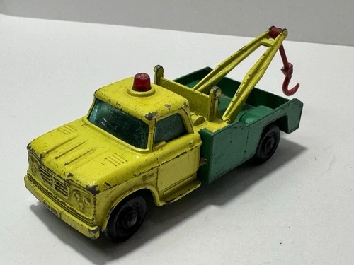 Matchbox Lesney No 15 Dodge Wreck Truck Tow 1960s England