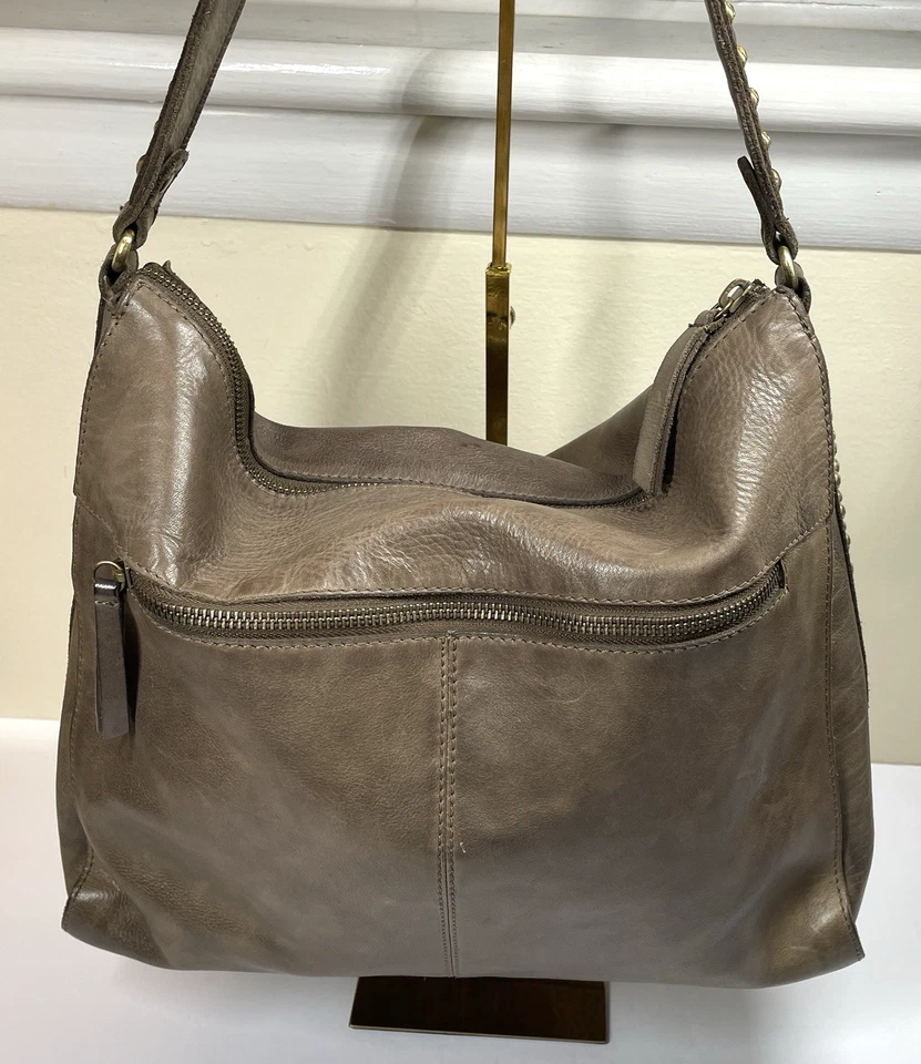 Bolso de Hombro Hobo Cuero Genuino Marrón Tachonado Dorado Bohemio Hippie Foto 3 de 4