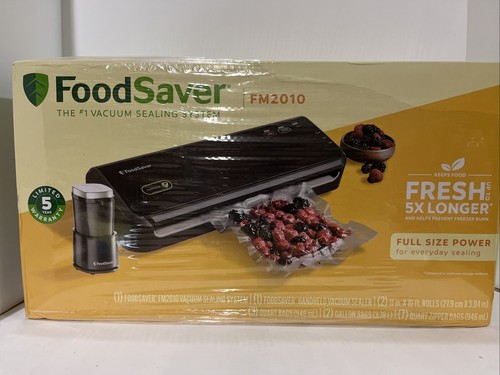 FOODSAVER #1 VACUUM SEALER FM2010 MACHINE W/ HANDHELD VACUUM SEALER