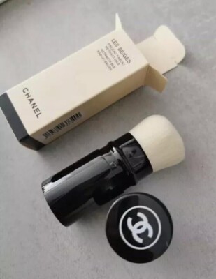 Chanel Les Beiges Retractable Kabuki Brush NEW