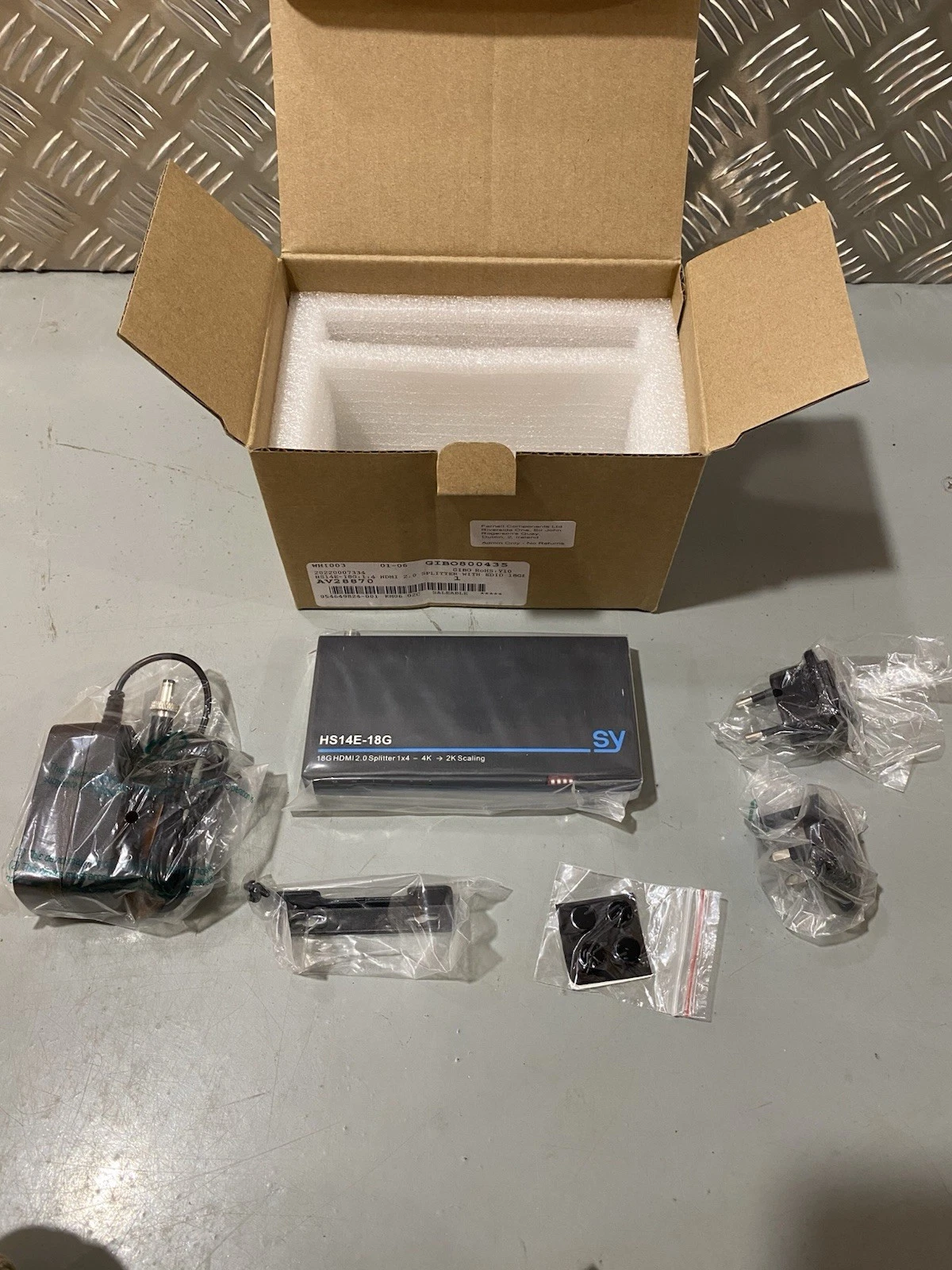 Sy 1x4 HDMI 2.0 18G Splitter 4K Scaling SY-HS14E-18G Brand New 6