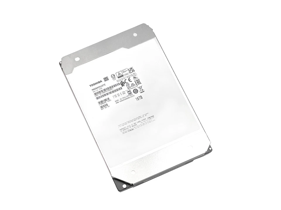 Toshiba 16TB MG08ACA16TE 512MB 7200RPM SATA 6.0Gb/s 3.5" Internal Enterprise HDD - Image 3 of 4