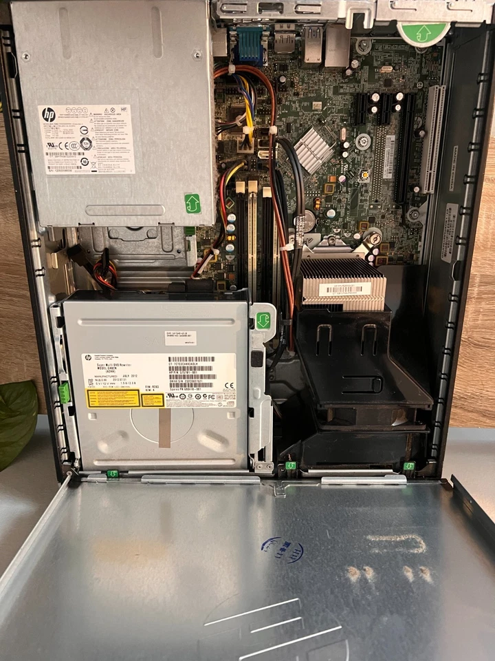 Computador HP Compaq 6300 Pro (500GB, Intel Core i5 3ª Geração, 3.4GHz, 4GB) -... - Imagem 4 de 4