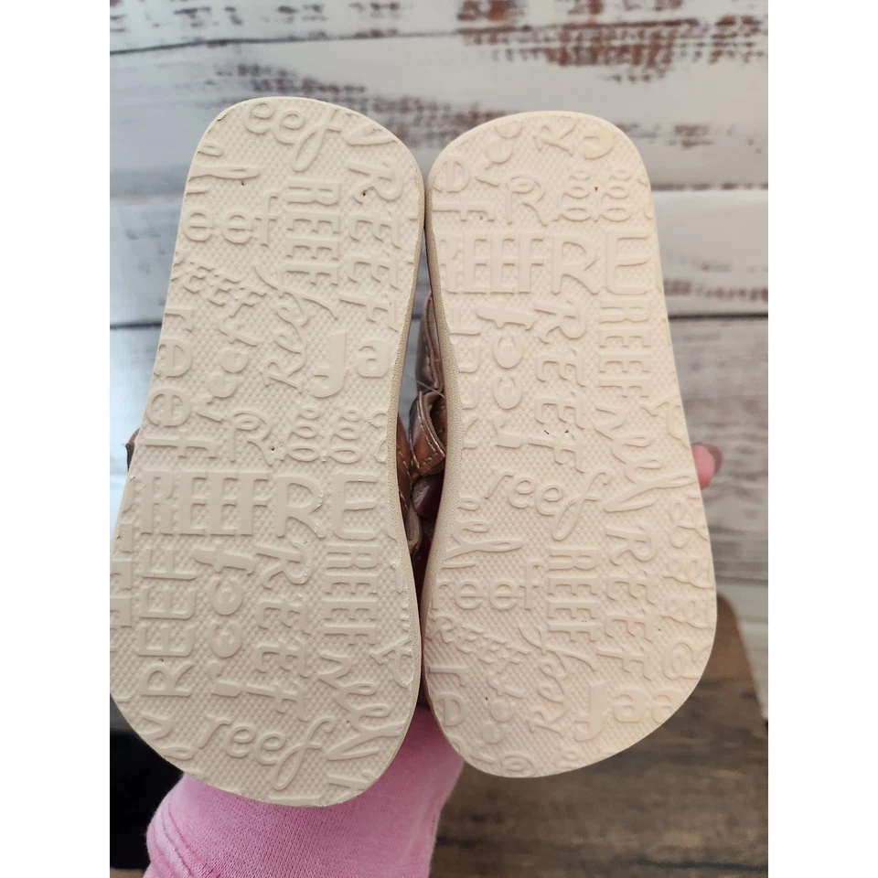 Baby Girl Reef Leopard Print Flip flops  - Image 3 of 4