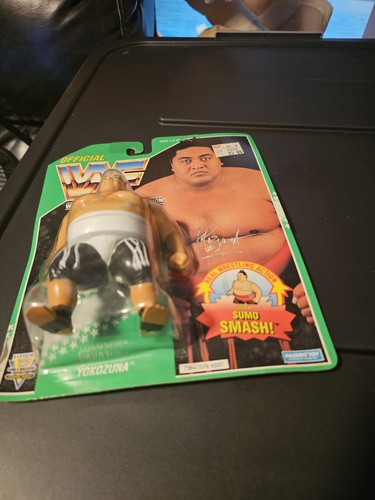 WWF HASBRO YOKOZUNA GREEN CARD 1994 MOC WWE...