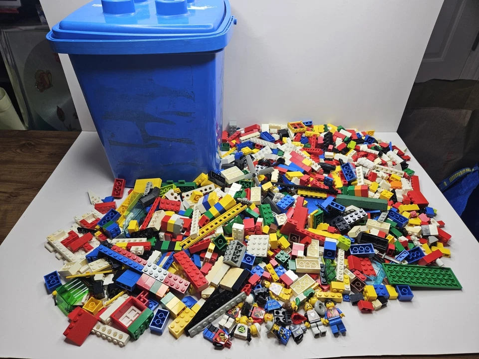 Lote de 7 libras de minifiguras sueltas Lego surtido multicolor Pokemon Minecraft  Foto 2 de 4