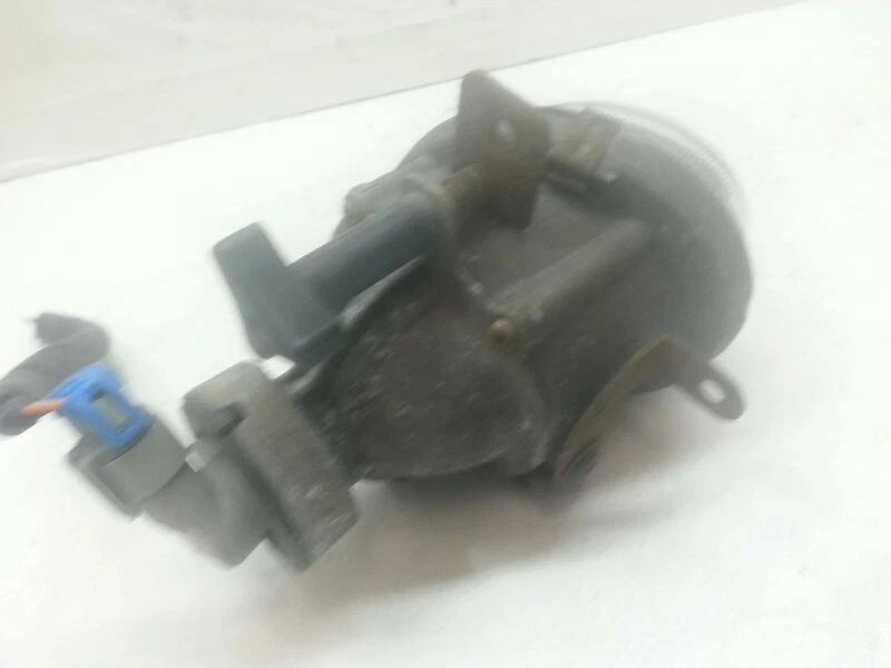 Passenger Right Fog-Driving Light Fits 03-04 TIBURON E10-23/163165 - Image 3 of 4