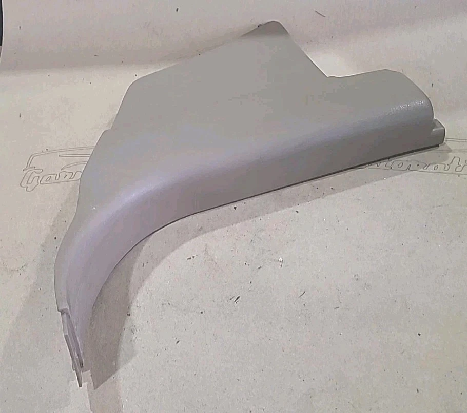 1995 C/K Tahoe Suburban Yukon Silverado Sierra Beige Passenger Right Kick Panel Foto 2 de 4